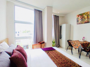 Bali King Suite 511 - Pool, Wi-Fi, Kitchen, AC, Private Bathroom